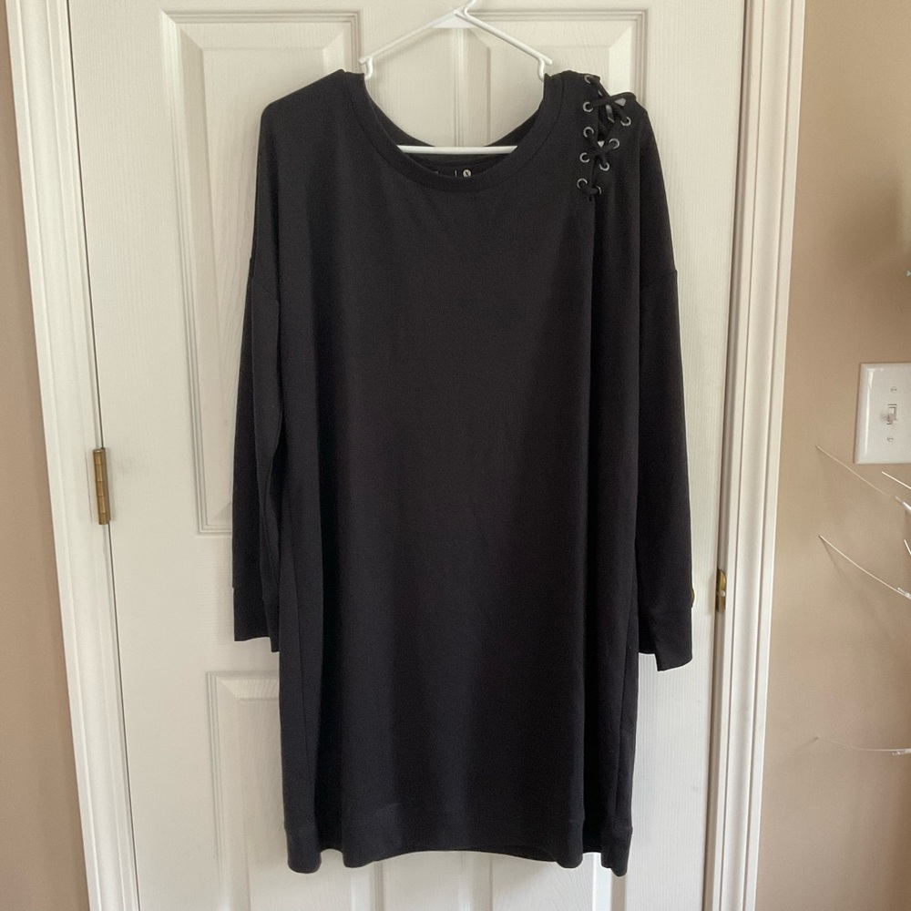 NWOT! Womens Xersion dress size in black size XL!